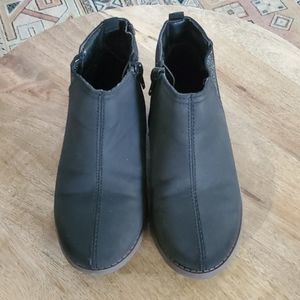 Carter's Toddler Girl Black Booties 8